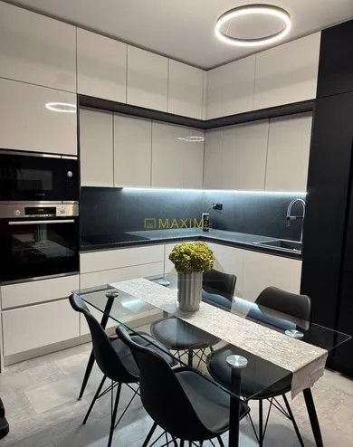 Na predaj byt v Bratislava-Nové Mesto · €579 000 · Novostavba