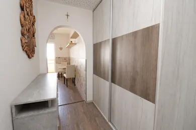 Na predaj 3-izbový byt, 64 m², Dubnica nad Váhom, Pod Hájom