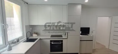 Byty na predaj 2-izbový, Bratislava-Petržalka · €245 000