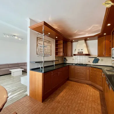 Na prenájom 3-izbový byt, 80 m², Bratislava-Podunajské Biskupice