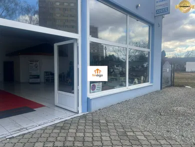 Komerčné priestory na prenájom, Štúrovo · €4 000