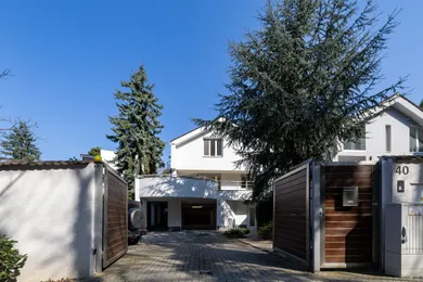 Domy na sprzedaż, Bratislava-Staré Mesto · €1 190 000