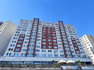 Na predaj 1-izbový byt, 36 m², Bratislava-Petržalka, Beňadická