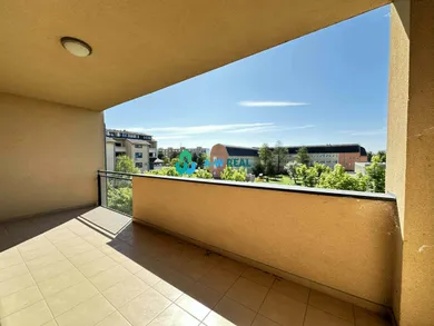 Na predaj 3-izbový byt, 93 m², Dunajská Streda