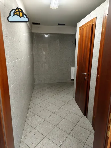 Na prenájom komerčné, 48 m², Banská Bystrica