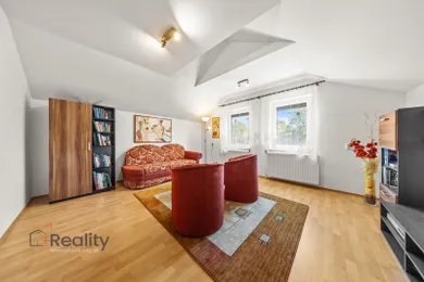 Na predaj 5-izbový dom, 120 m², Komárno