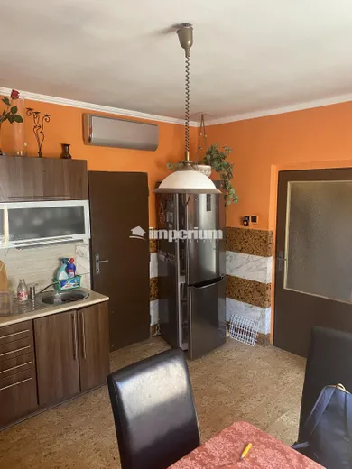 Na predaj 2-izbový dom, 80 m², Dunajská Streda