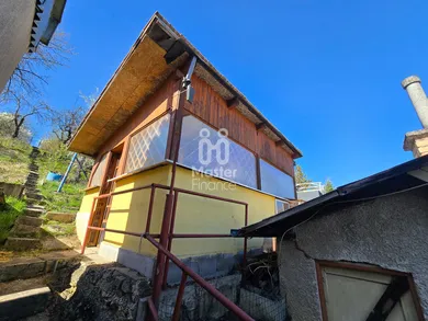 Na predaj rekreačný dom, Bánovce nad Bebravou, K Zornici