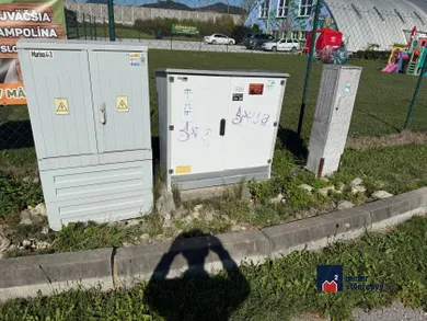 Na predaj pozemok, 500 m², Mojš