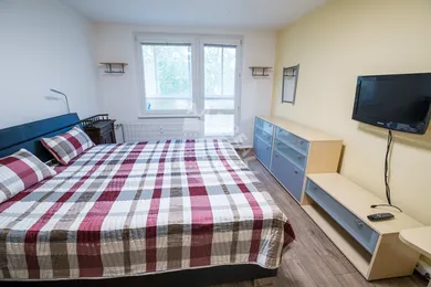 Na predaj 3-izbový byt, 83 m², Banská Bystrica