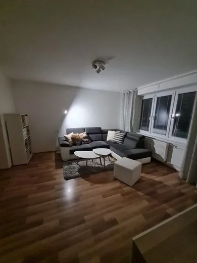 Na prenájom 2-izbový byt, 60 m², Banská Bystrica, M. Rázusa