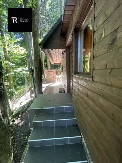 Na predaj rekreačný dom, 70 m², Smolenice, SNP
