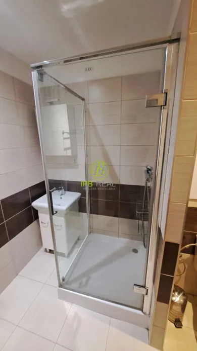 Na predaj 2-izbový byt, 64 m², Bratislava-Lamač, Heyrovského