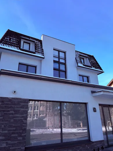 Na prenájom 1-izbový byt, 39 m², Banská Bystrica, Hviezdoslavova