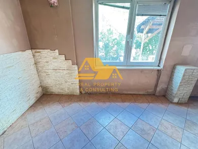 Na predaj 4-izbový dom, 100 m², Andovce