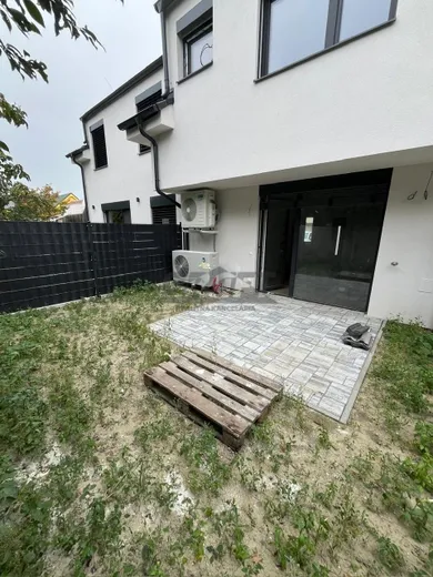 Na predaj 3-izbový byt, 86 m², Bratislava-Vajnory, Hospodárska