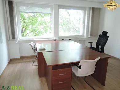 Na prenájom komerčné, 113 m², Bratislava-Staré Mesto, Kýčerského