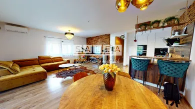 Domy na sprzedaż, Galanta · €299 500