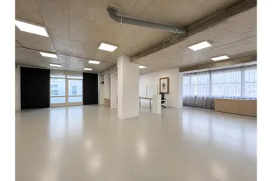 Na predaj komerčné, 240 m², Bratislava-Petržalka, Panónska cesta