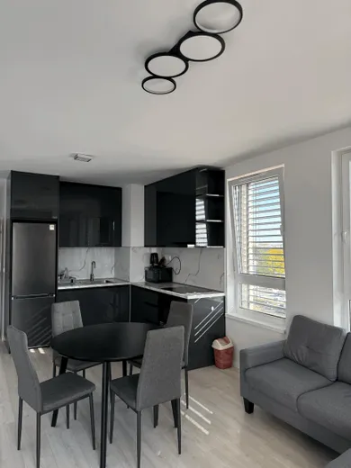 Byty na prenájom 3-izbový, Trnava · €1 000