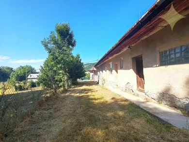 Na predaj 5-izbový rekreačný dom, 220 m², Čelovce
