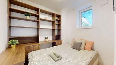 Na predaj 2-izbový byt, 58 m², Bratislava-Staré Mesto, Jelenia