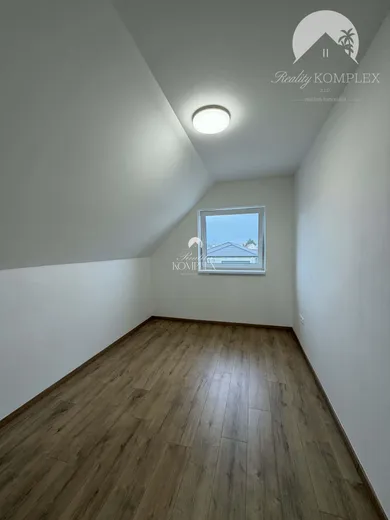 Na predaj dom v Kolárovo · €225 000 · Novostavba