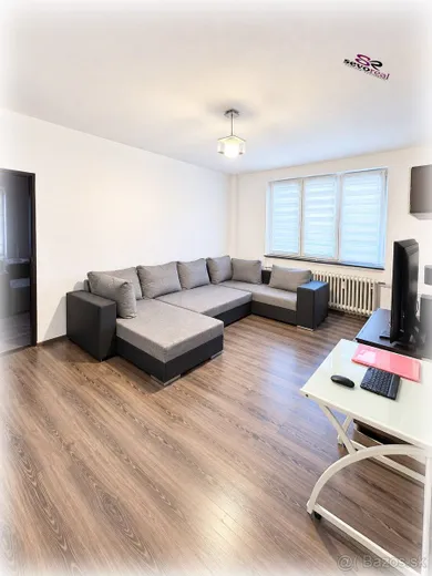 Na prenájom 2-izbový byt, 58 m², Banská Bystrica, Trieda SNP