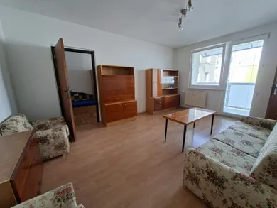 Na prenájom 2-izbový byt, 44 m², Piešťany, E. F. Scherera
