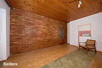 Na predaj 6-izbový dom, 180 m², Bratislava-Nové Mesto, Bellova