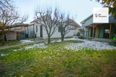 Na predaj 7-izbový dom, 238 m², Branč, Ostrovná