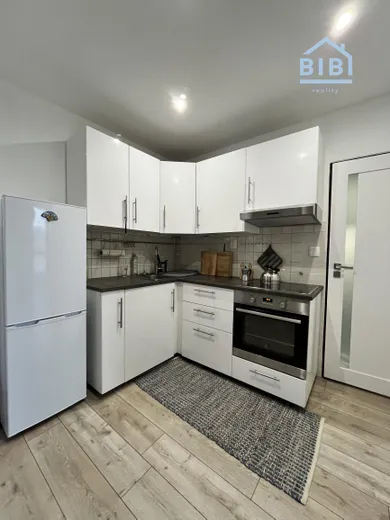 Na prenájom 2-izbový byt, 48 m², Piešťany, Komenského