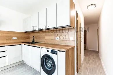 Na prenájom 2-izbový byt, 60 m², Prešov, Vajanského