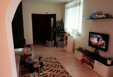 Na predaj dom, 798 m², Rad