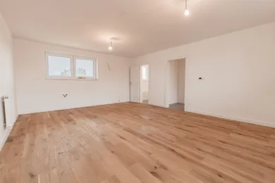 Na predaj 3-izbový byt, 76 m², Chorvátsky Grob, Školská