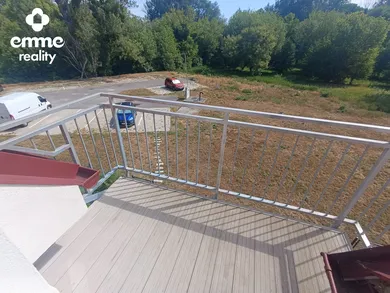 Na predaj 3-izbový byt, 71 m², Tomášikovo