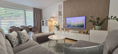 Mieszkania na sprzedaż, 3-pokojowe, Banská Bystrica · €445 000