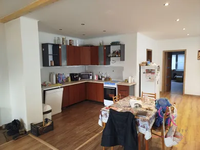 Na predaj dom, 130 m², Plášťovce