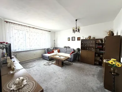 Na predaj 3-izbový byt, 61 m², Zlaté Moravce, Brezová