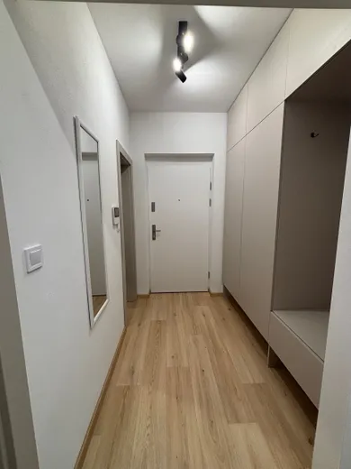 Na prenájom 2-izbový byt, 54 m², Pezinok, Sasinkova