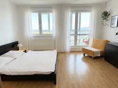 Na predaj 2-izbový byt, 67 m², Bratislava-Karlova Ves, Majerníkova