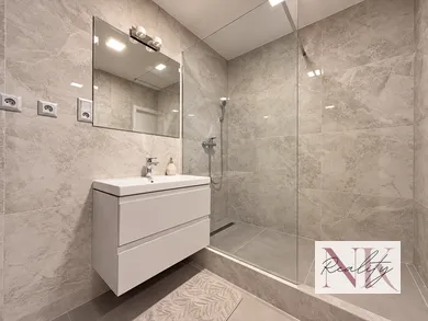 Na predaj 3-izbový byt, 72 m², Levice, Perecká ul.