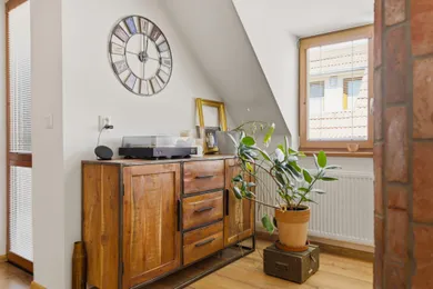 Na predaj 4-izbový byt, 80 m², Trnava, Trnava / Kapitulská
