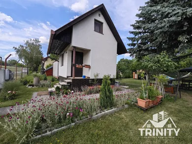 Na predaj 3-izbový rekreačný dom, 48 m², Úľany nad Žitavou