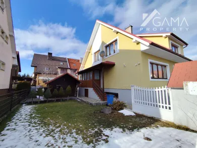 Na predaj 7-izbový dom, 360 m², Poprad