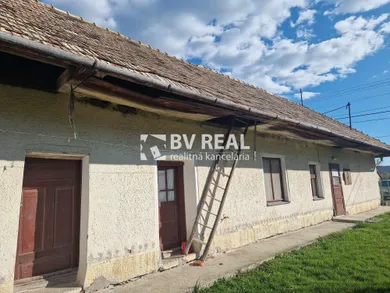 Na predaj 2-izbový dom, Bystričany