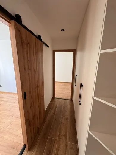 Na predaj 3-izbový byt, 73 m², Bratislava-Ružinov, Na Piesku