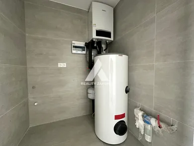 Na predaj dom, 126 m², Kostolište
