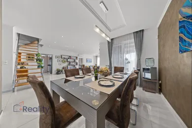 Domy na predaj 5-izbový, Kvetoslavov · €619 000
