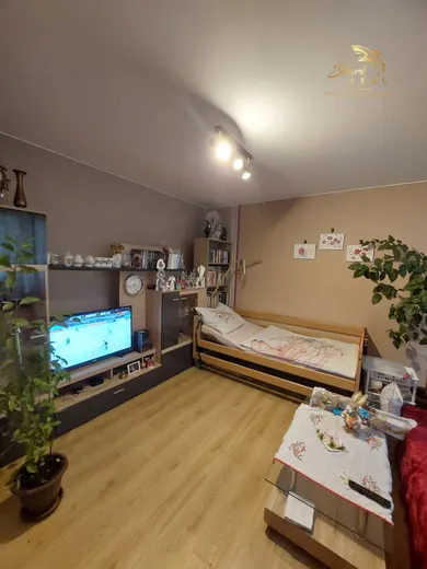 Mieszkania na sprzedaż, 2-pokojowe, Rožňava · €87 900